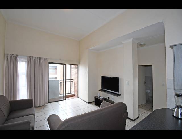 2 BEDROOM TOWNHOUSE FOR SALE IN NORTH RIDING